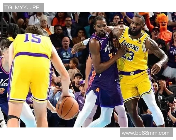 2010年湖人与太阳西部决赛第六场激战回顾与精彩瞬间分析