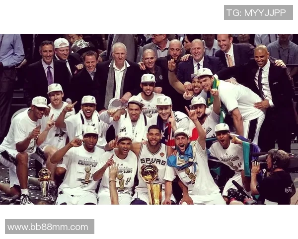 2014年NBA总决赛第六场马刺对热火精彩回顾与赛后分析