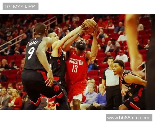 10月10日火箭对阵猛龙季前赛直播精彩回顾与分析全程跟踪报道