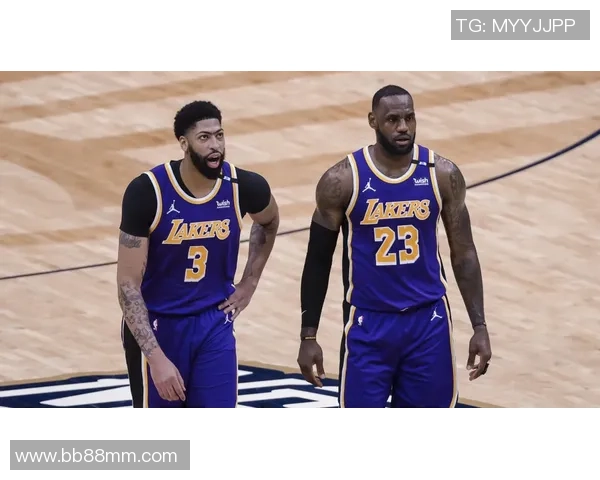 湖人新赛季揭幕战对决开拓者期待精彩对抗与球星表现