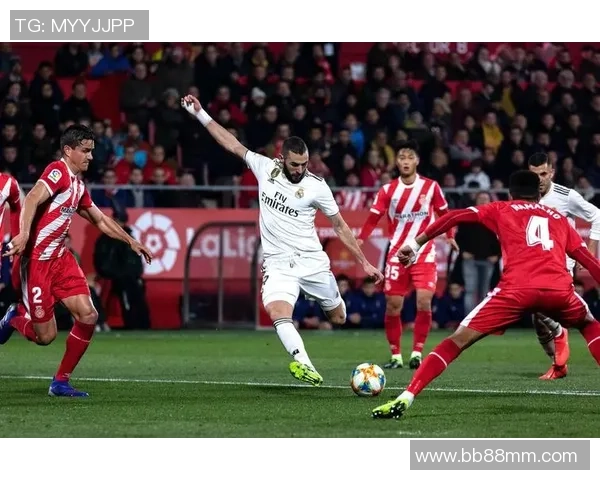 皇家马德里迎战艾斯维尔争夺西甲联赛重要三分之战